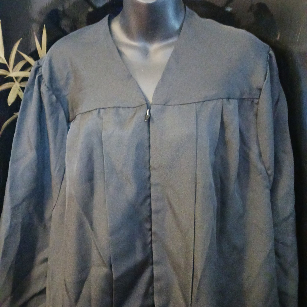 Jostens BDG Collection Black Graduation Gown Robe 5'10"-6'0"